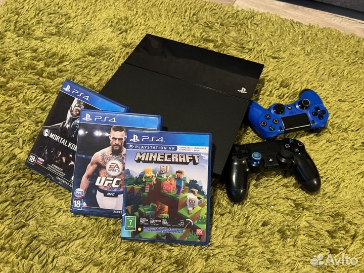 SonyPlaystation 4 Fat черном цвете +200 игр