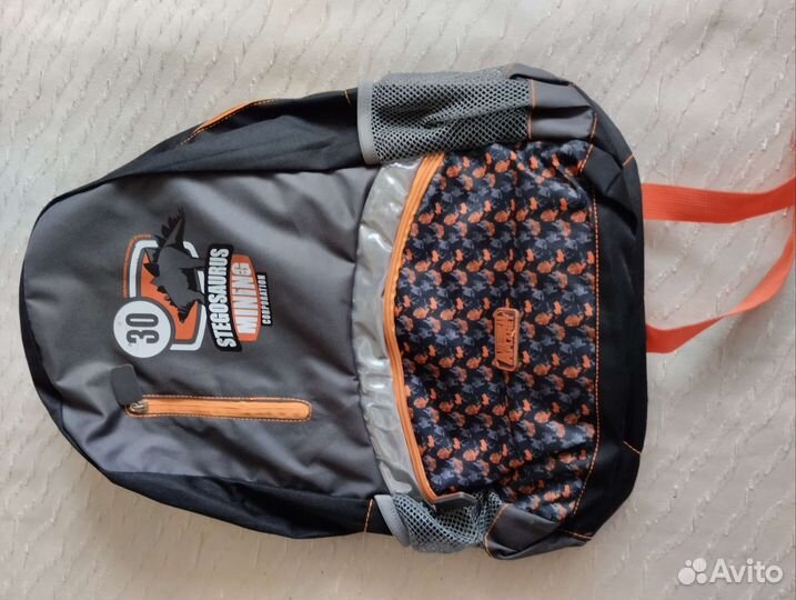 Рюкзак школьный. Новый