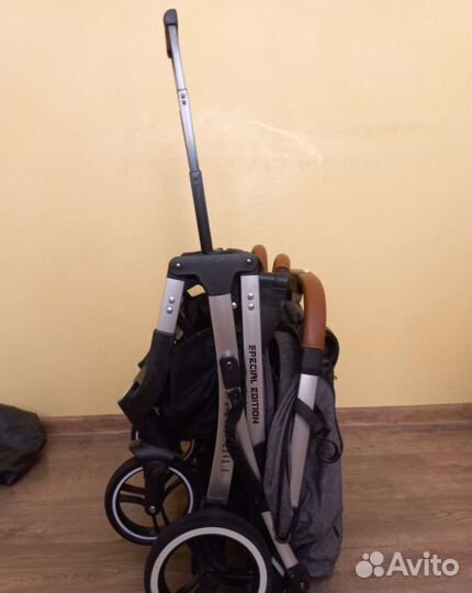 Коляскаколяска Jetem yoya grande