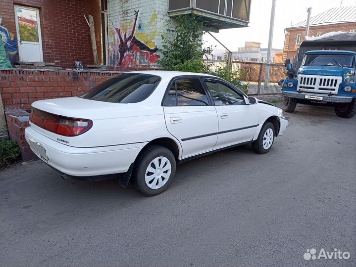 Toyota Carina 1.6 AT, 1992, битый, 309 000 км