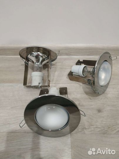 Светильник потолочный встраиваемый