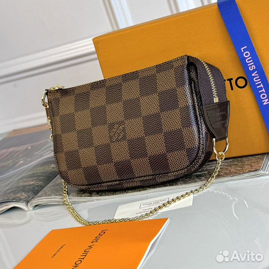 Сумка Louis Vuitton Mini Pochette Accessories