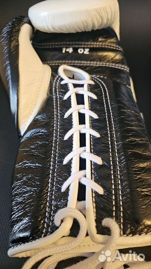 Боксерские перчатки и Шлем Winning