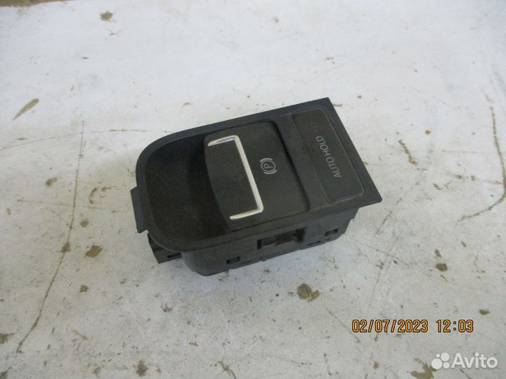 Кнопка стояночного тормоза Фольксваген Тигуан