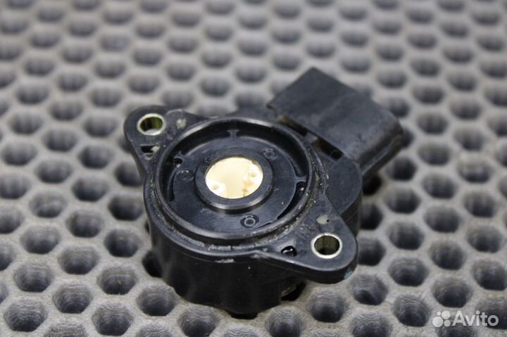 Датчик положения заслонки Toyota Vista Ardeo 89452
