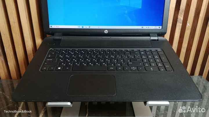Ноутбук HP 17-p104ur