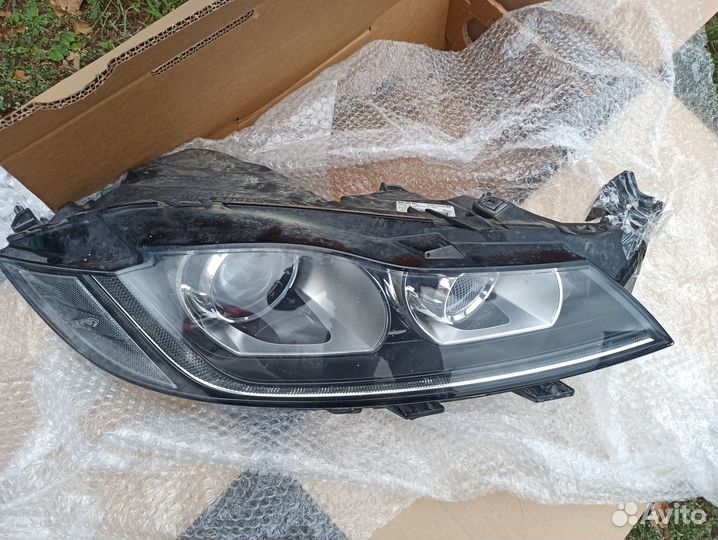 Фара правая F-Pace