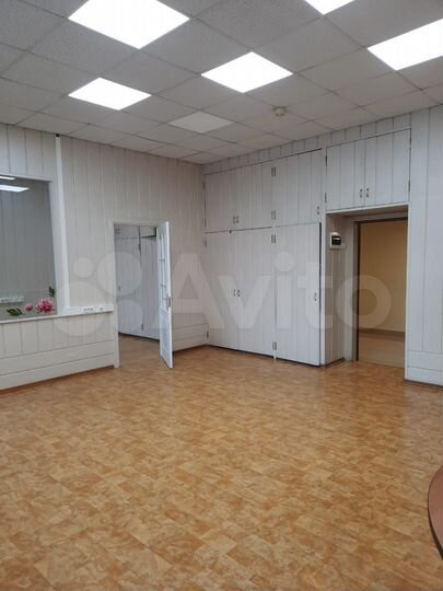 Офис.блок в бц на Красном, 2 этаж, 52 м2, метро