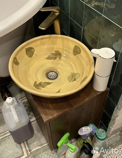 Тумба, раковина, смеситель