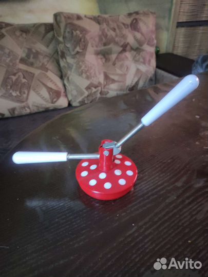 Закаточная машинка, ключ для консервирования