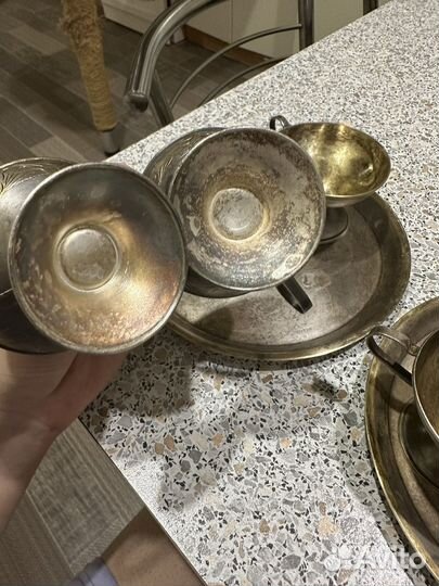 Чашки и поднос юммет