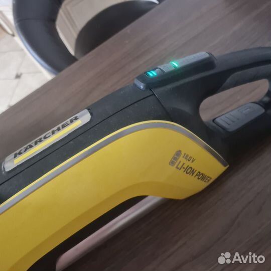Аккумуляторный пылесос karcher на запчасти или рем