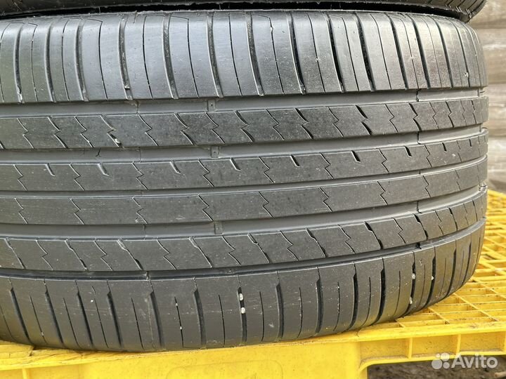 Tracmax X-Privilo RS01+ 275/40 R20 и 315/35 R20 106Y