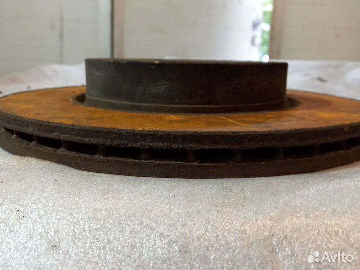 Передние тормозные диски BMW3 E46