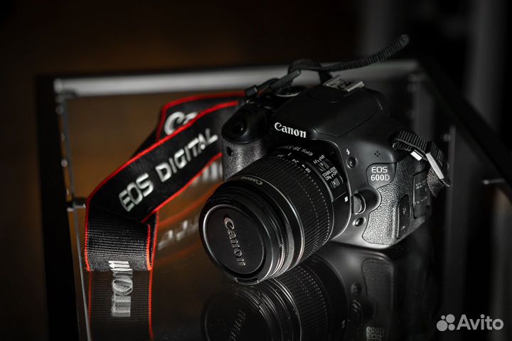 Зеркальный фотоаппарат canon 600d