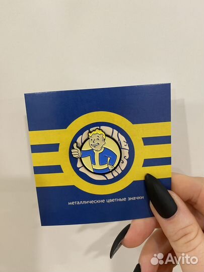 Металлический значок Vault-Boy