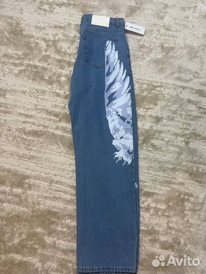 Джинсы lacoste