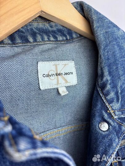 Calvin Klein джинсовка женская М 44/46. Италия