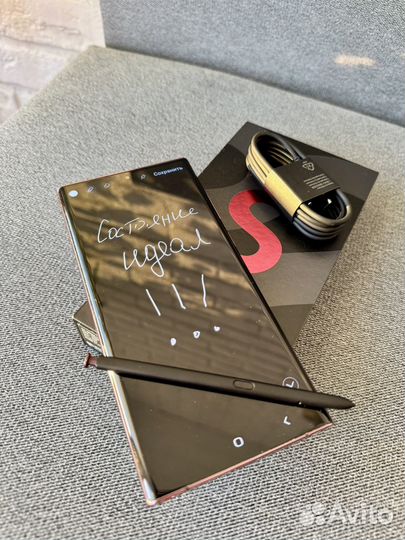 Samsung Galaxy S22 Ultra, 8/128 ГБ