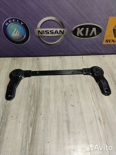 Поперечина Nissan qashqai J10