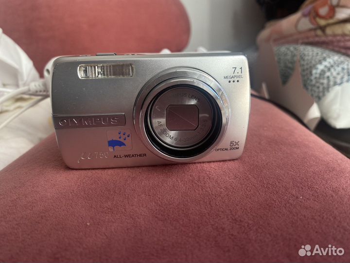 Компактный фотоаппарат