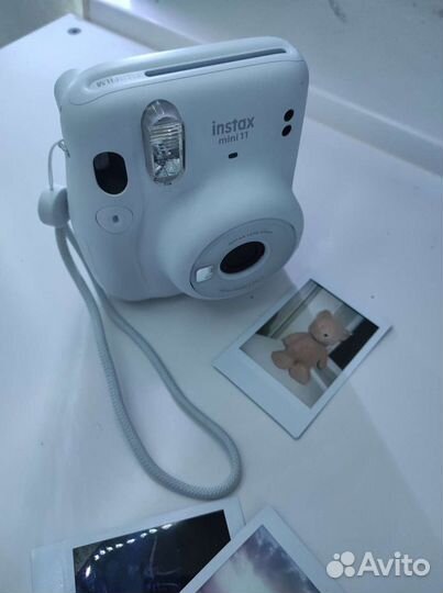 Фотоаппарат мгновенной печати instax mini 11