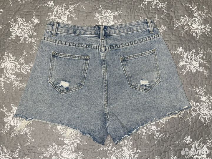 Женские джинсовые шорты р. 42-44