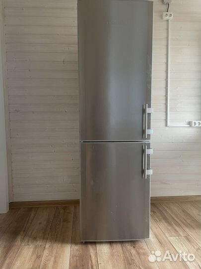 Холодильник Liebherr