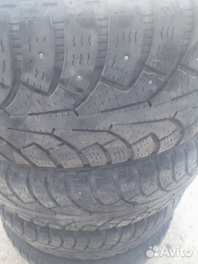 Nokian Tyres Hakkapeliitta 5 SUV 225/65 R18 107ZR