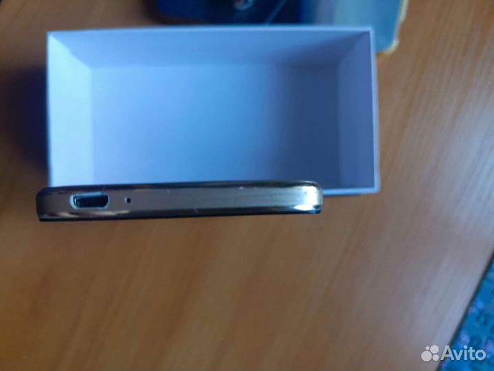Телефон Alcatel onetouch idol 3