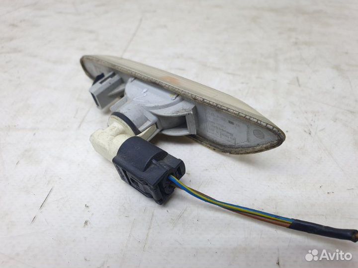 Повторитель поворота левый Bmw 3-Series E90 3.0