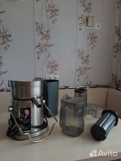 Cоковыжималка redmond RJ-M900