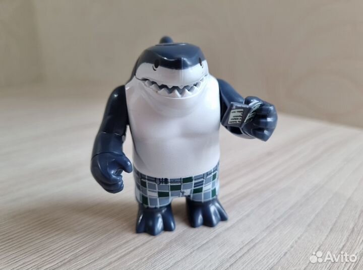 Аналог lego. Минифигурка Король Акул (King Shark)