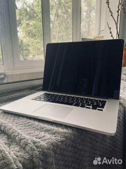 Apple MacBook Pro 15 Retina