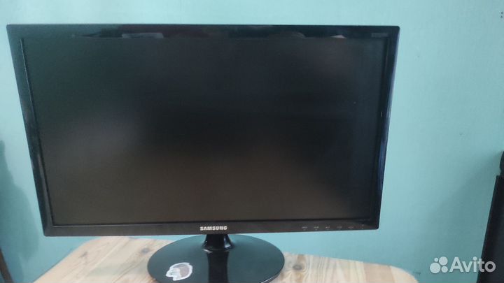 Монитор Samsung 21,5'