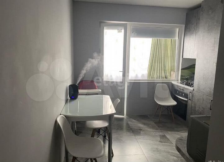 1-к. квартира, 52 м², 1/5 эт.