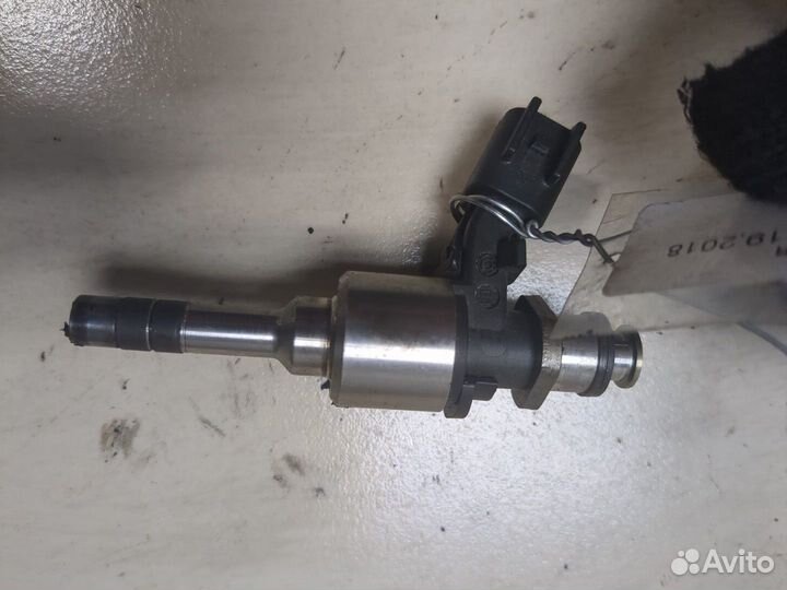 Форсунка топливная Cadillac XT5, 2018