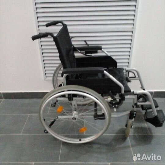 Коляска инвалидная
