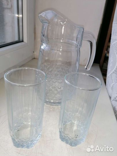 Кувшин и 6 стаканов