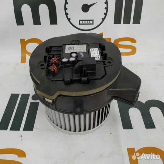 Моторчик печки Bmw 520D G30 2019