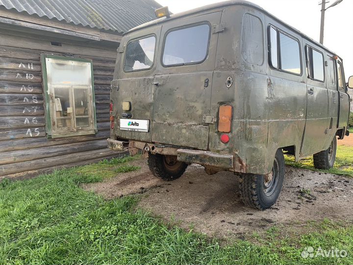 УАЗ 452 Буханка 2.4 МТ, 1984, 100 000 км