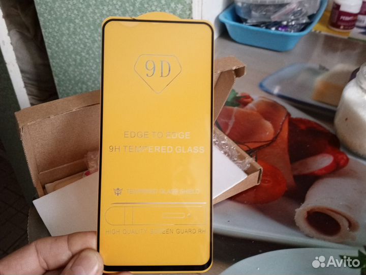 Защитное стекло на Xiaomi Redmi 10