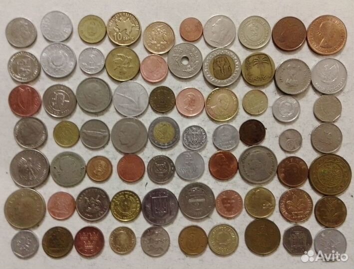 Подборка (коллекция) из 70 монет 70 стран (3)