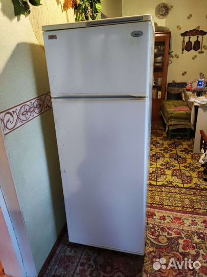 Холодильник на запчасти