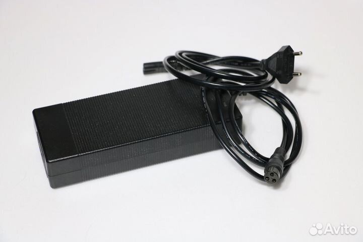 Зарядное устройство для самоката 54,6V 2.0A 3 pin