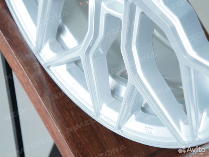 Литые диски R18 на Hyundai. Арт1734