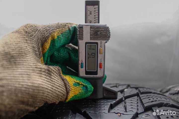 Nokian Tyres Hakkapeliitta R3 SUV 215/60 R17 100R