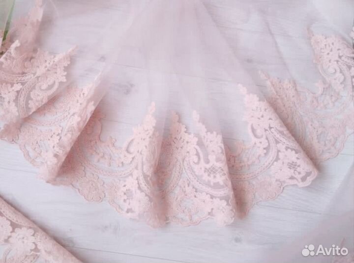 Кружево на сетке