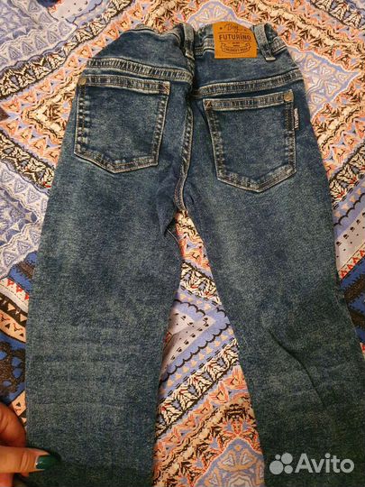 Джинсы