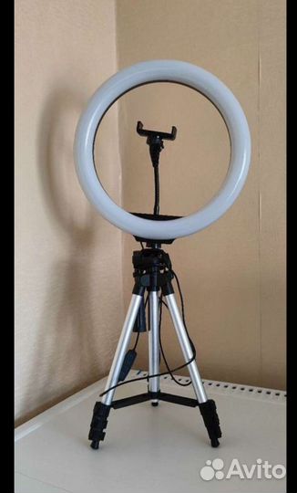 Кольцевая лампа